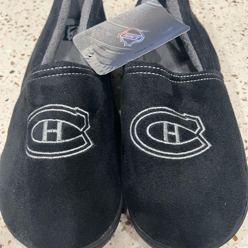 Montreal Canadiens slippers - brand new